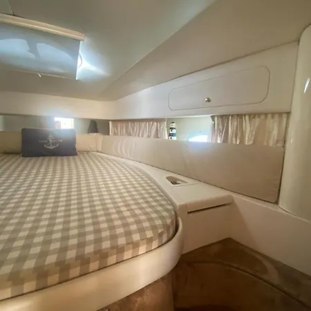 Bådhotel Mareluna Menton